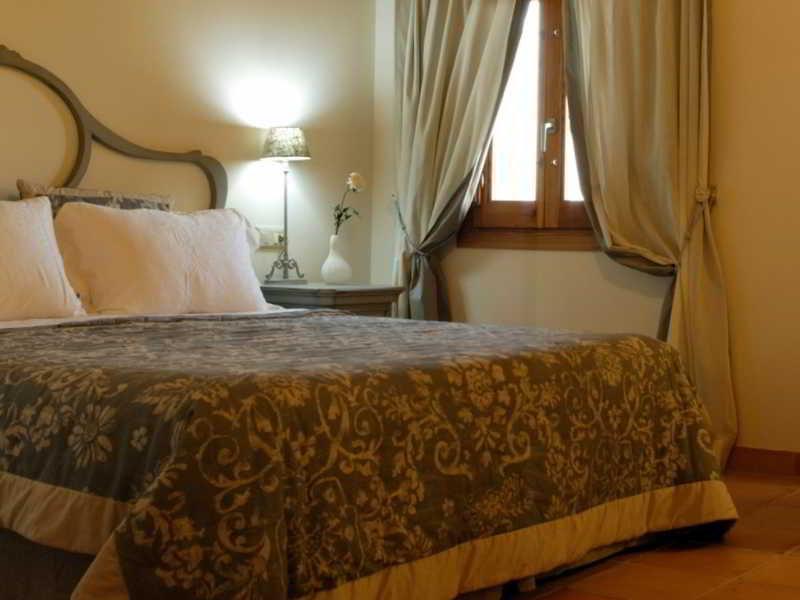 La Mozaira Hotel อัลโบรายา ภายนอก รูปภาพ